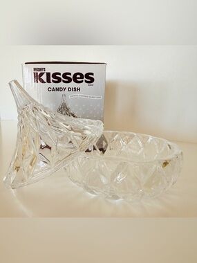 Crystal Hershey’s Kiss Candy Dish made by Godinger Silver Art - Clear Crystal
